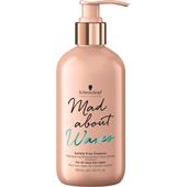 Schwarzkopf Professional - Mad About Curls & Waves - Mad About Waves Sulfate-Free Cleanser